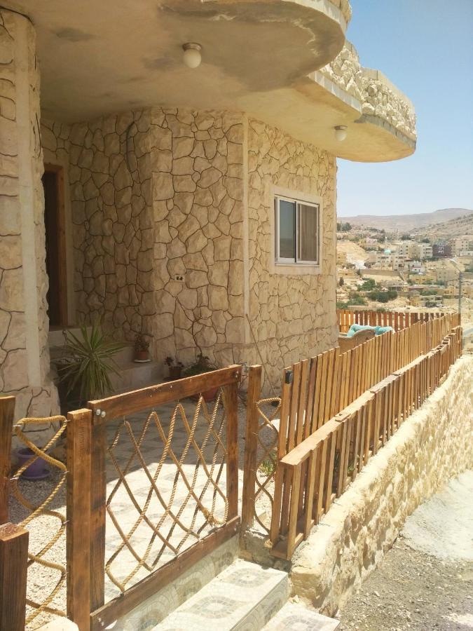 The Little B&B On The Hill Wadi Musa Extérieur photo